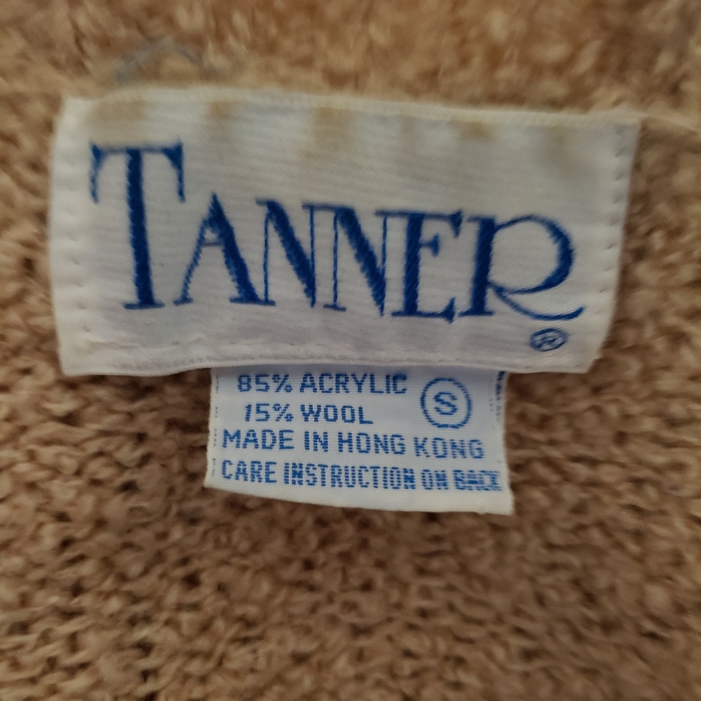 Tanner soft yellow sweater size Small - Picture 3 of 7